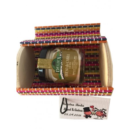 Mini baúl y crema de cabra para regalar