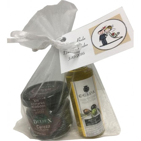 Combinación de aceite y mermelada de arándanos para regalar a invitados