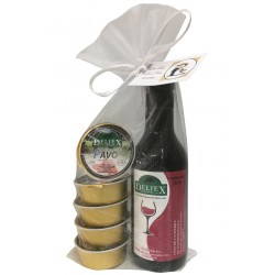 Botella miniatura vino Extremadura con cinco monodosis de paté para empresa