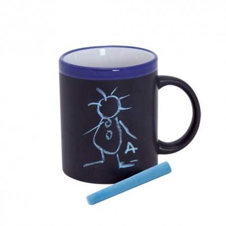 Taza de cerámica y pizarra