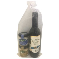 Vino crianza pata negra con crema de queso y queso de cabra