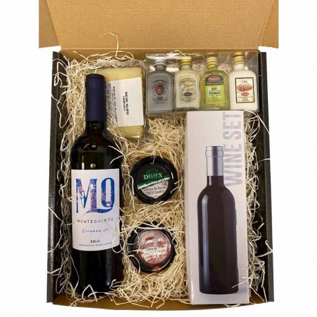 Cesta básica de Navidad con vino, licores, quesos, y cremas para untar
