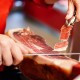 Plato jamón ibérico de cebo a cuchillo.