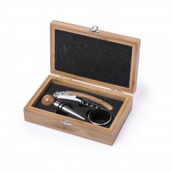 Cajita de madera con set de vinos
