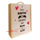 Caja de madera para 3 botellas personalizable con tu nombre. Modelo "Si lees esto me debes un beso".